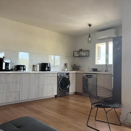 Appartamento Lumineux 65 M2 A L'entree